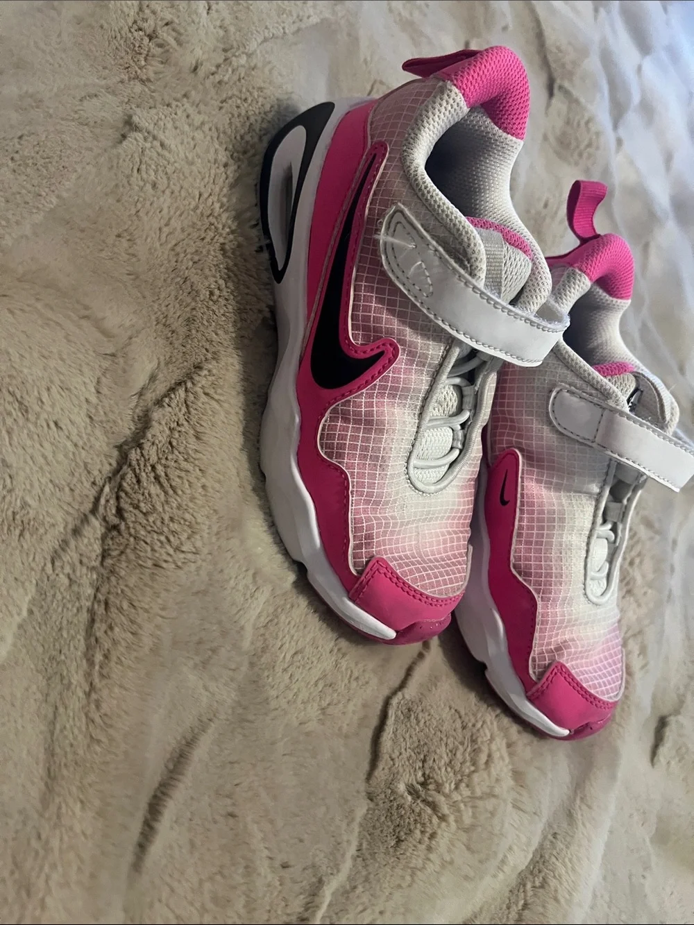 Nike Kids White and Pink Air Max